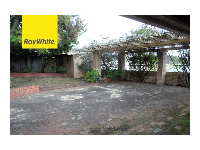 28 Wandoo Street, Mount Nasura WA 6112