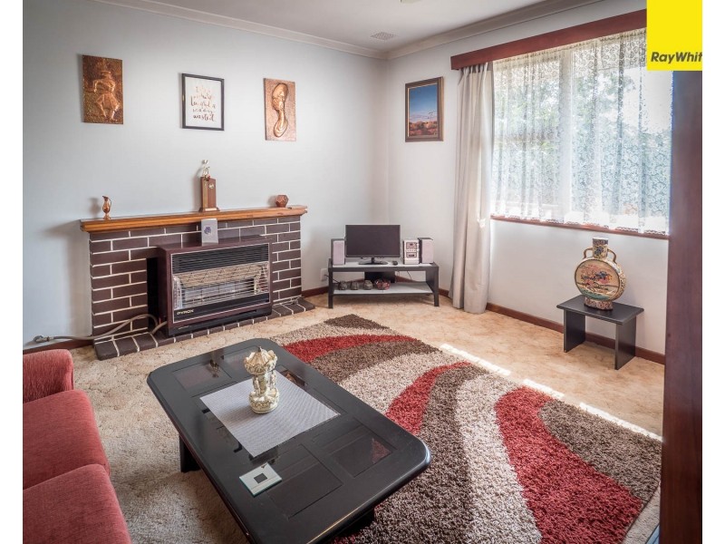 24 Fremantle Road, Gosnells WA 6110