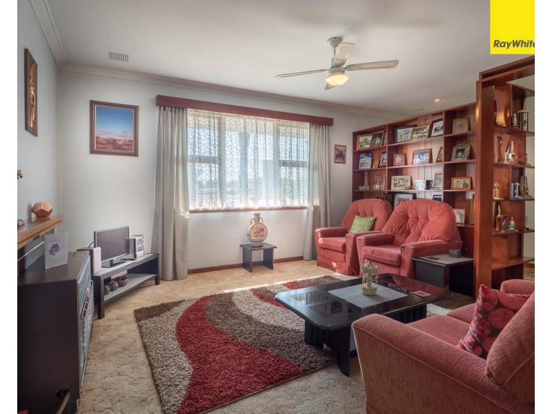 24 Fremantle Road, Gosnells WA 6110