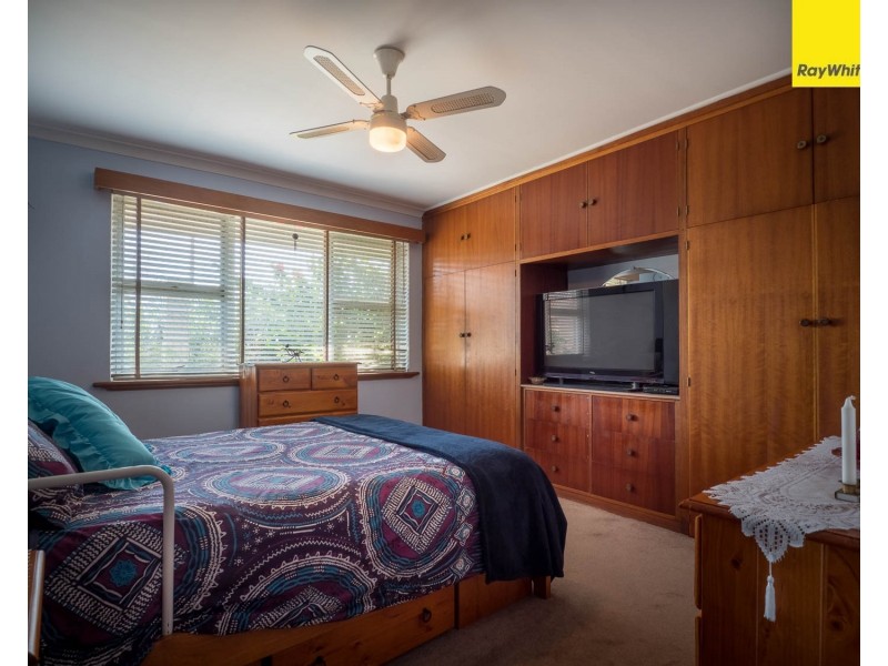 24 Fremantle Road, Gosnells WA 6110