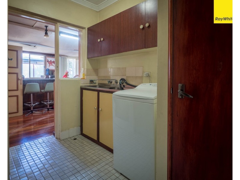 24 Fremantle Road, Gosnells WA 6110