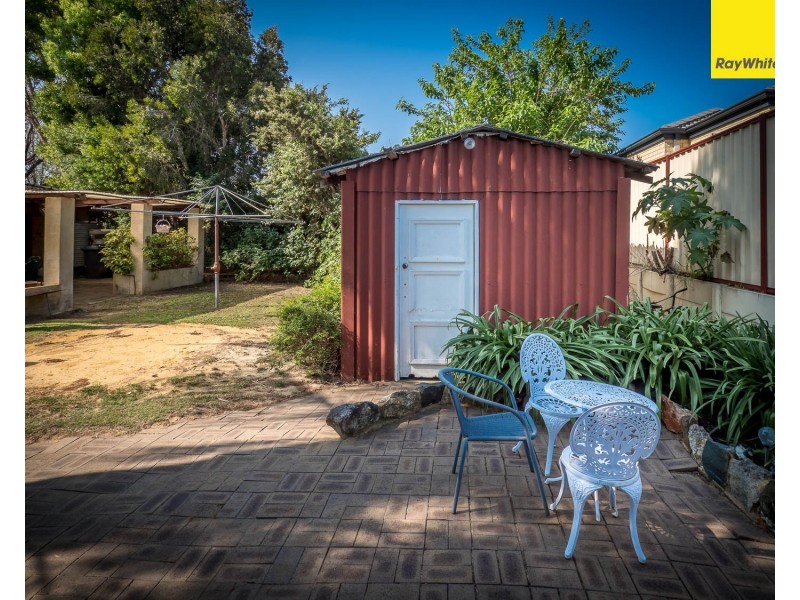 24 Fremantle Road, Gosnells WA 6110