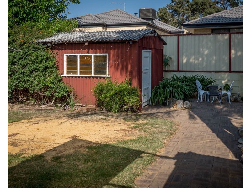 24 Fremantle Road, Gosnells WA 6110