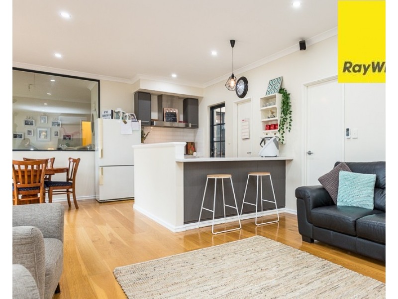 4B Locksley Avenue, Armadale WA 6112