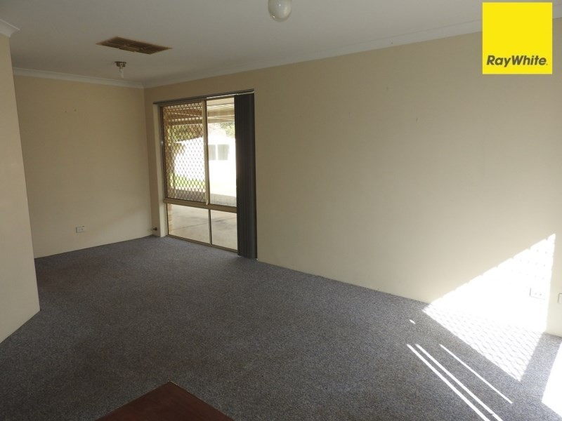 18 Abernethy Grove, Seville Grove WA 6112