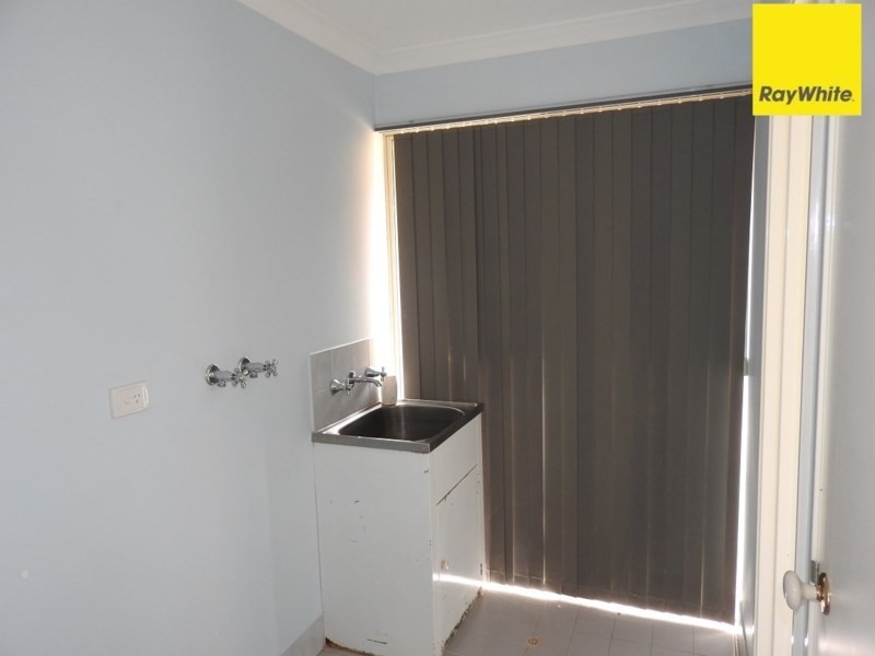 18 Abernethy Grove, Seville Grove WA 6112