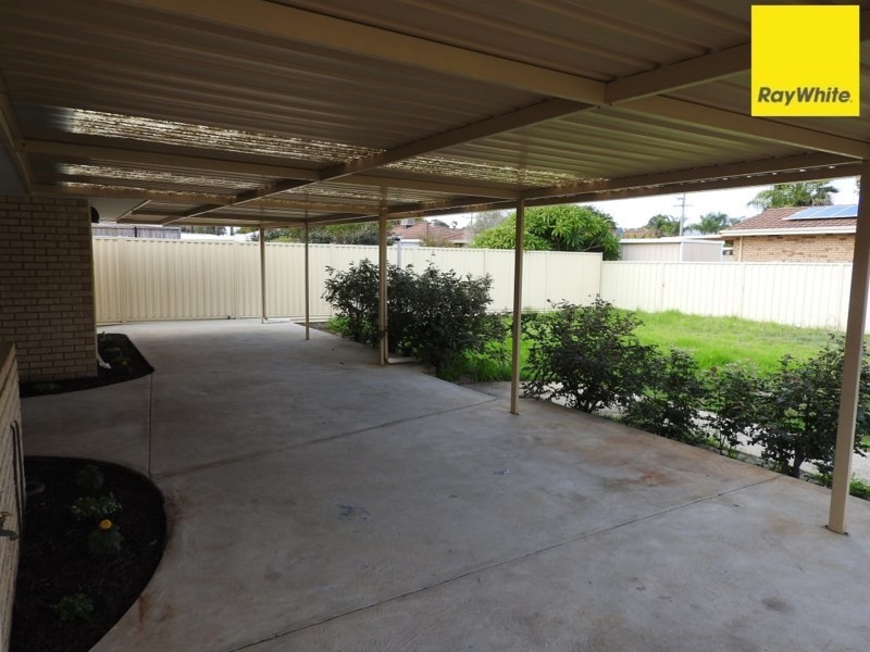 18 Abernethy Grove, Seville Grove WA 6112