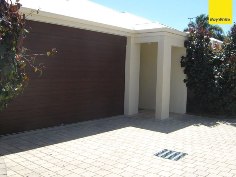 13B Myimbar Way, Nollamara WA 6061