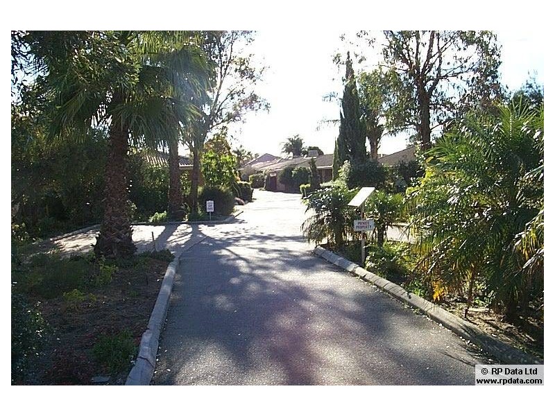 35/208 Burslem Drive, Maddington WA 6109