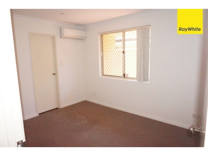 31/135 Challis Road, Seville Grove WA 6112