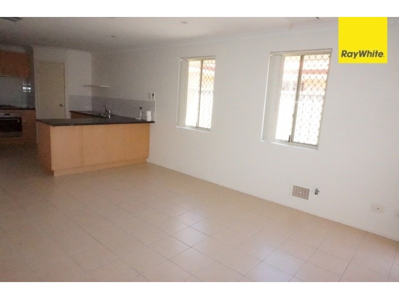 31/135 Challis Road, Seville Grove WA 6112