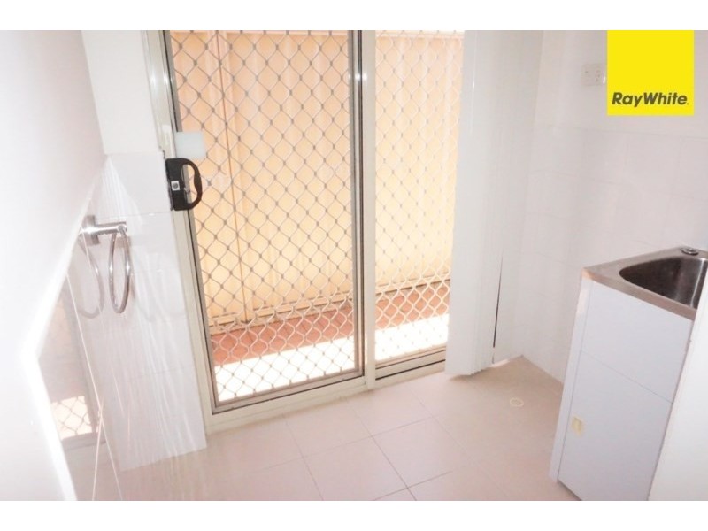 31/135 Challis Road, Seville Grove WA 6112