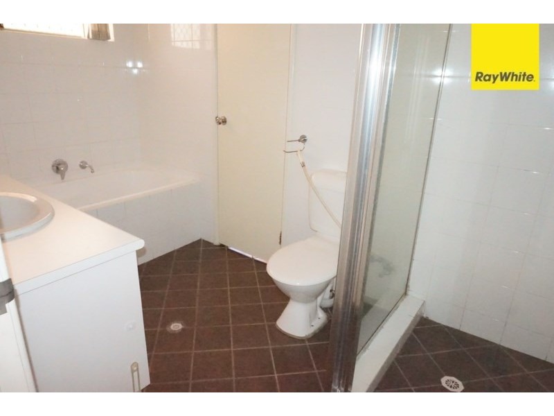 31/135 Challis Road, Seville Grove WA 6112