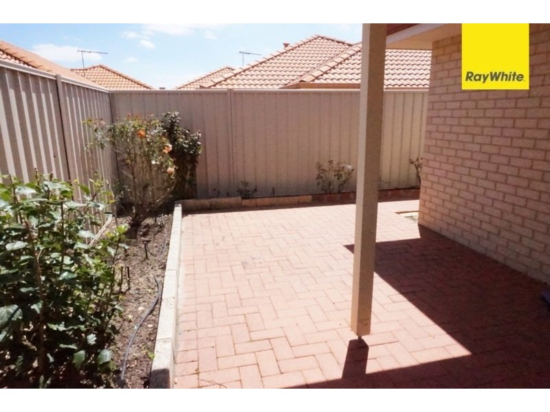 31/135 Challis Road, Seville Grove WA 6112