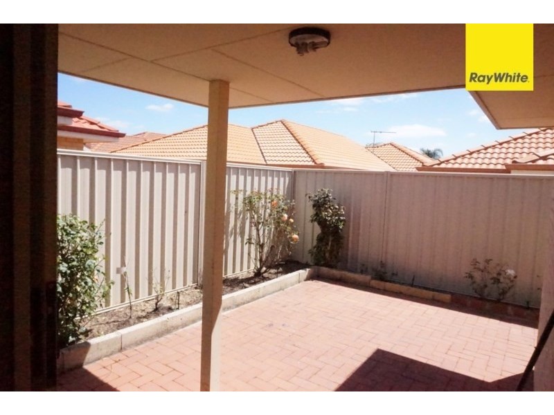 31/135 Challis Road, Seville Grove WA 6112