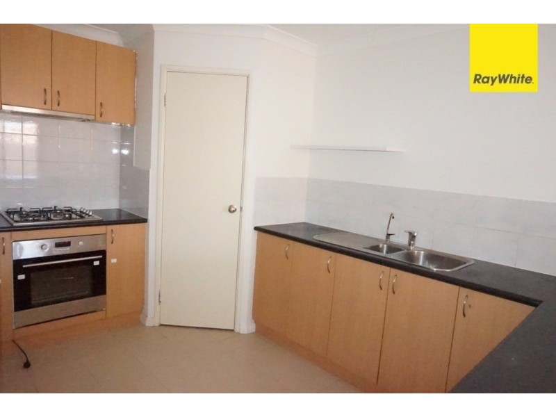 31/135 Challis Road, Seville Grove WA 6112