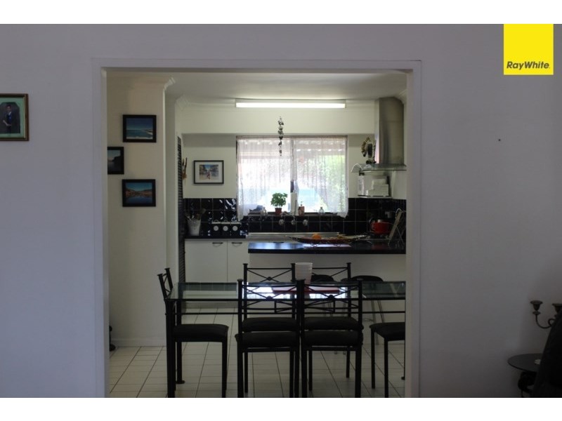 33 Parkfield Road, Kelmscott WA 6111