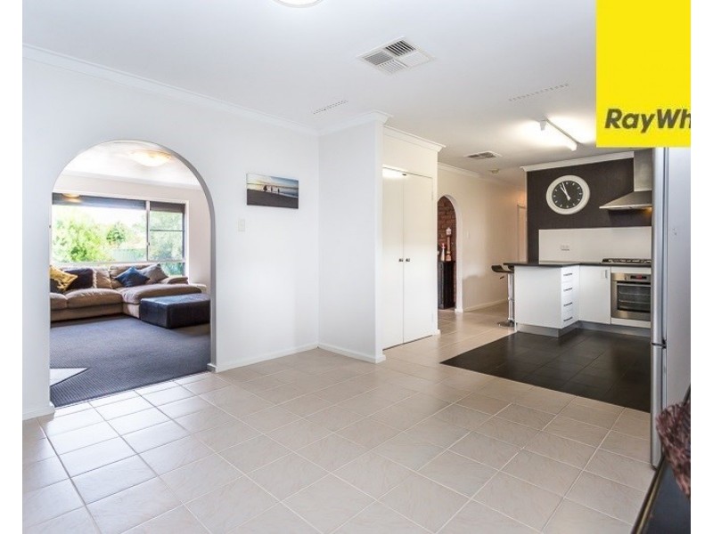11 Platte Court, Gosnells WA 6110