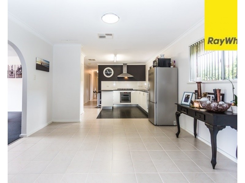 11 Platte Court, Gosnells WA 6110