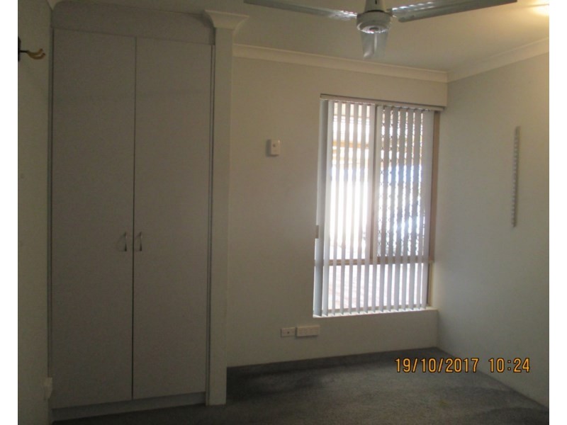 98 Brown Crescent, Seville Grove WA 6112