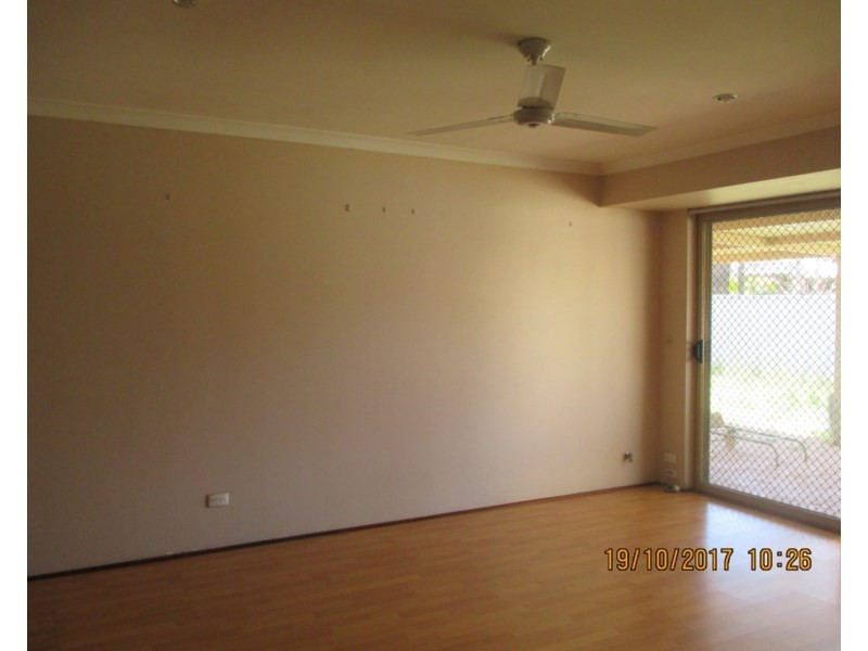 98 Brown Crescent, Seville Grove WA 6112