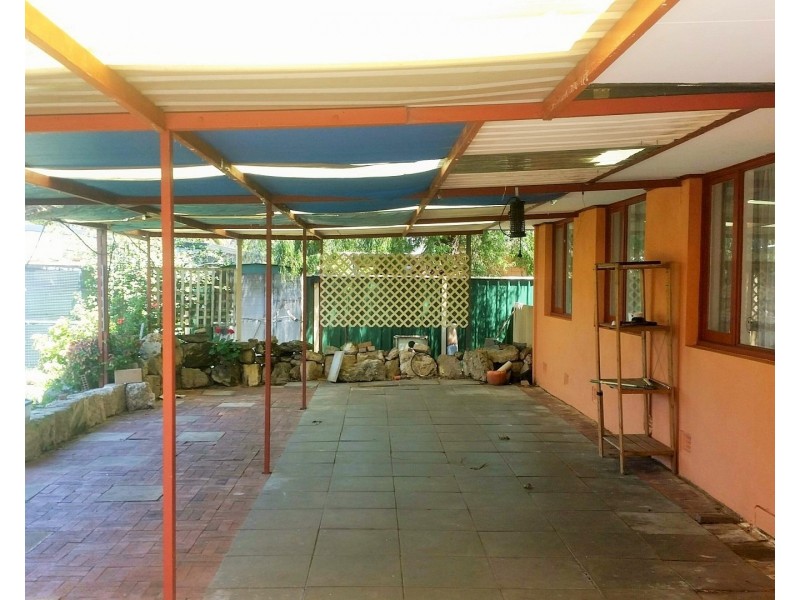 26 Neilson Avenue, Armadale WA 6112