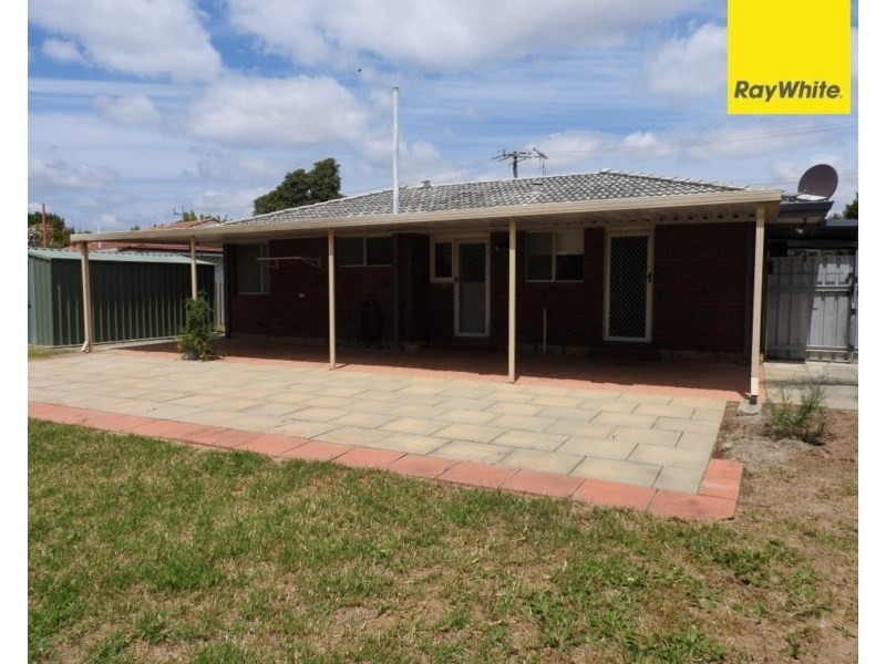 7 Leumeah Street, Armadale WA 6112