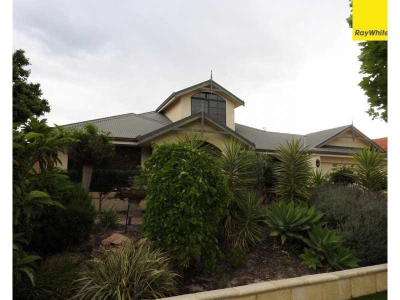 26 Roebuck Avenue, Canning Vale WA 6155