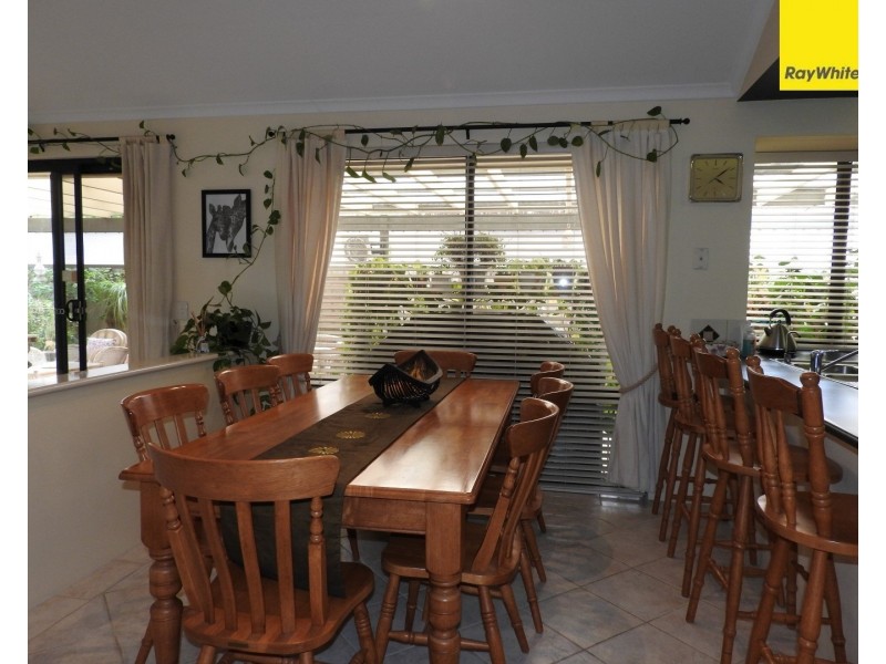 26 Roebuck Avenue, Canning Vale WA 6155