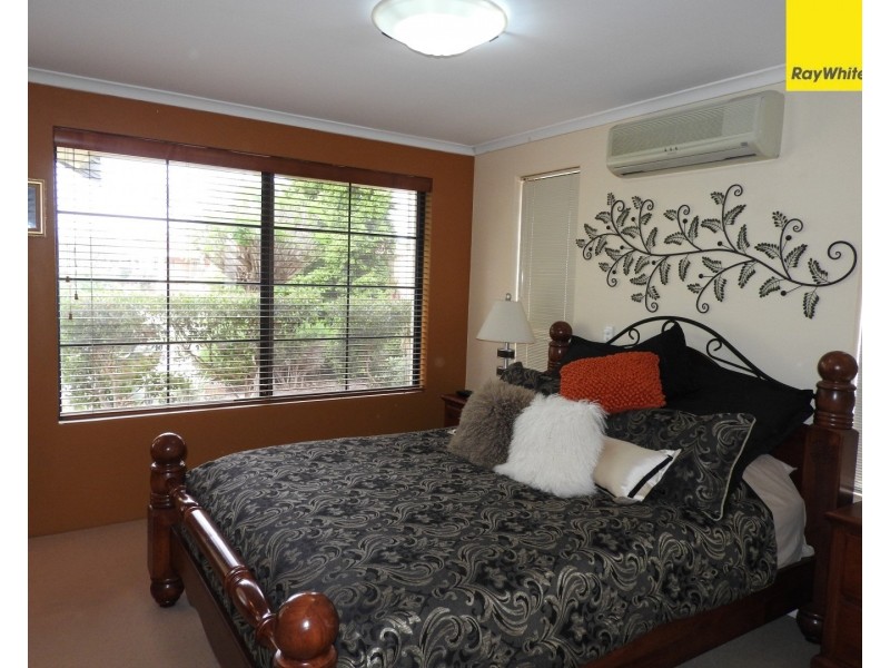 26 Roebuck Avenue, Canning Vale WA 6155