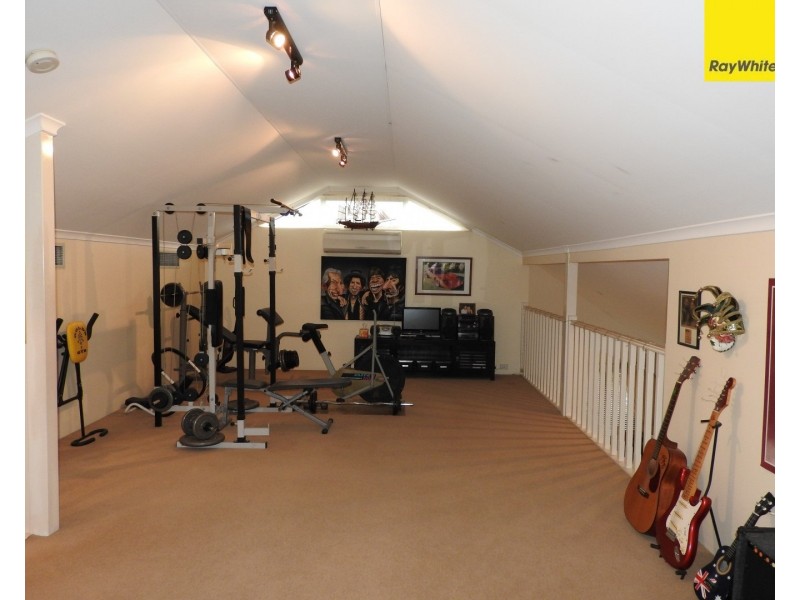 26 Roebuck Avenue, Canning Vale WA 6155