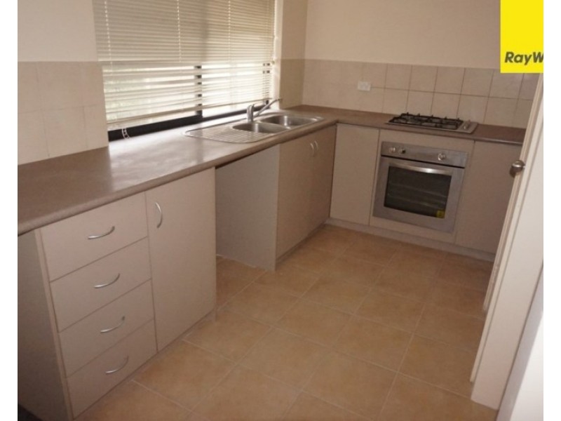 6/65 Little John Road, Armadale WA 6112