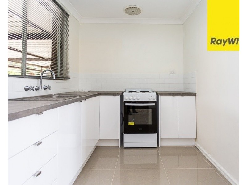 31 Girraween Street, Armadale WA 6112