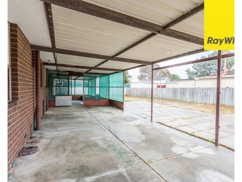 31 Girraween Street, Armadale WA 6112