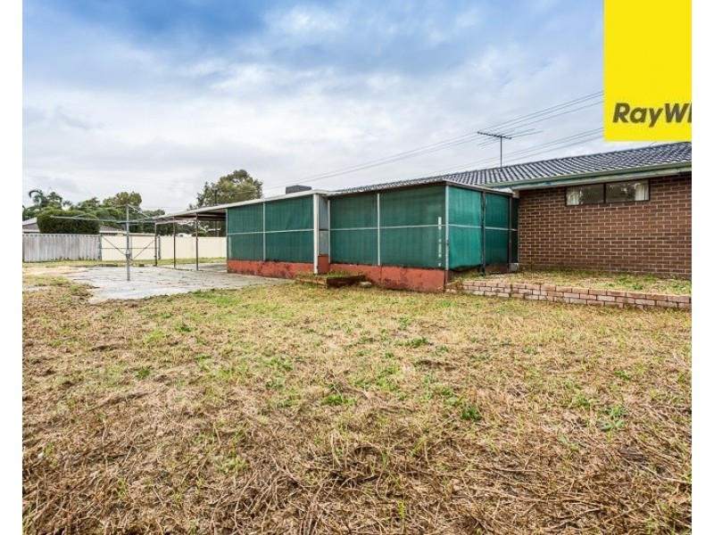 31 Girraween Street, Armadale WA 6112