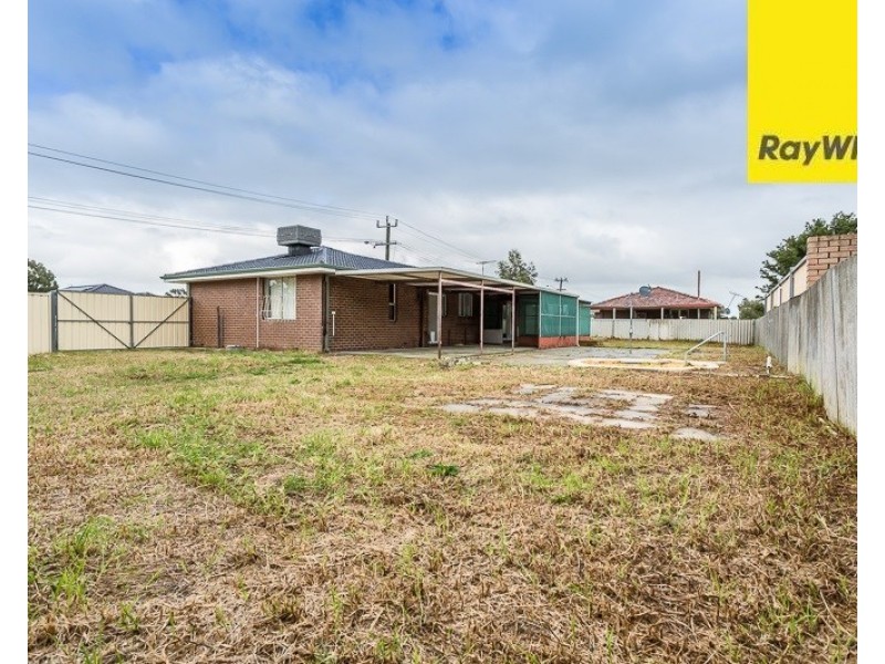 31 Girraween Street, Armadale WA 6112