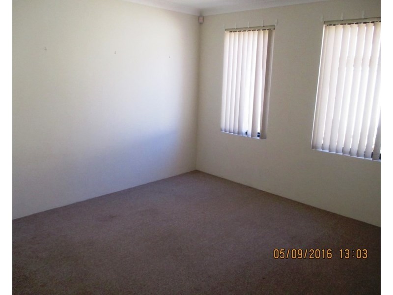 2/27 Sixth Road, Armadale WA 6112