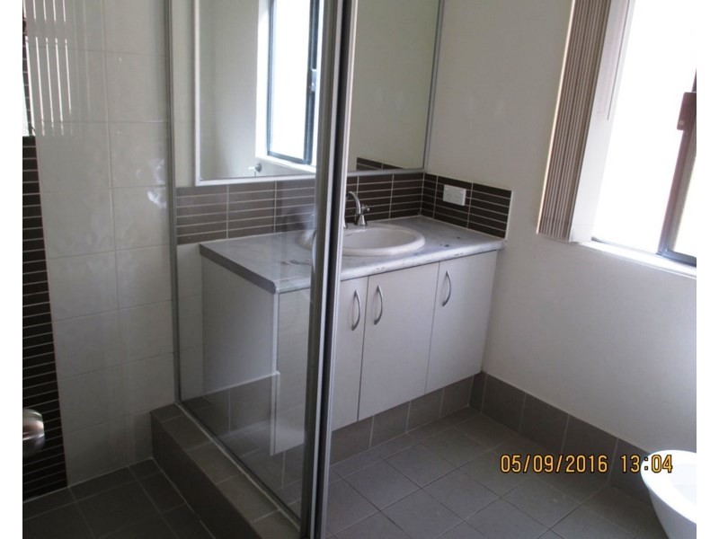 2/27 Sixth Road, Armadale WA 6112