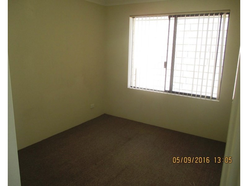 2/27 Sixth Road, Armadale WA 6112