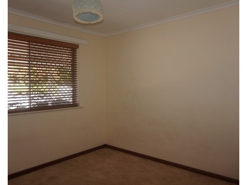 31 Ellis Road, Mount Nasura WA 6112