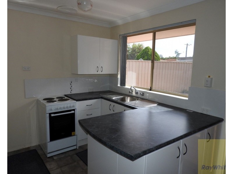 32A Chidzey Drive, Seville Grove WA 6112