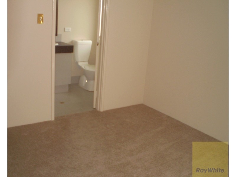 30 Chamberlain Way, Armadale WA 6112