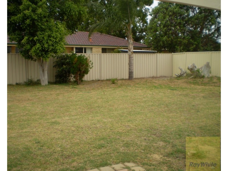 30 Chamberlain Way, Armadale WA 6112