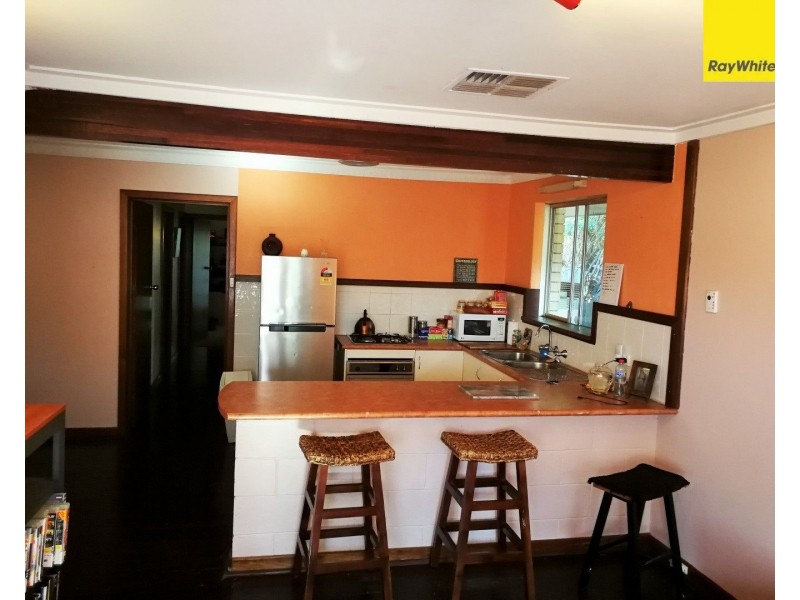 14A Ottaway Street, Kelmscott WA 6111