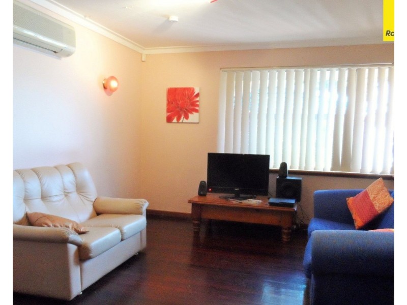 14A Ottaway Street, Kelmscott WA 6111