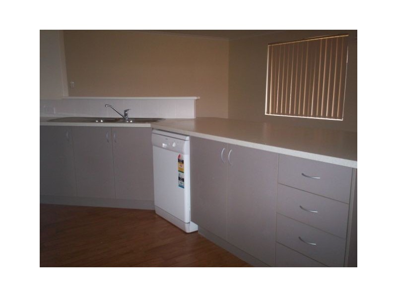 4 Rath Close, Byford WA 6122