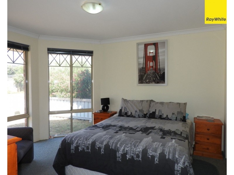 3 Gould Close, Brookdale WA 6112