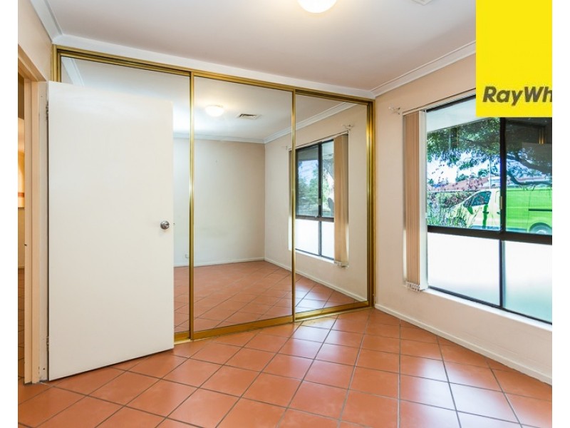 2 Junee Place, Armadale WA 6112