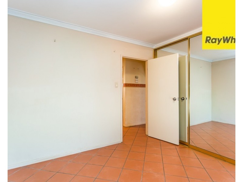 2 Junee Place, Armadale WA 6112