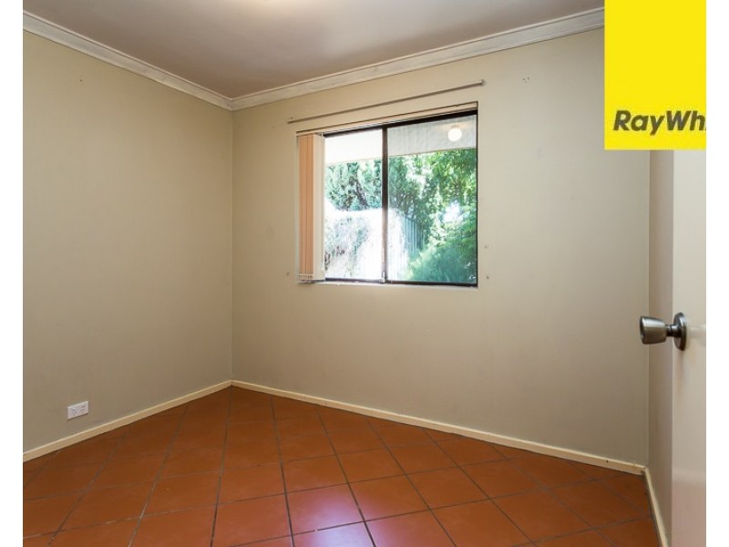 2 Junee Place, Armadale WA 6112